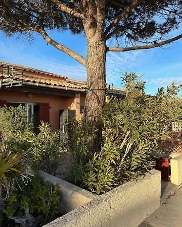Du Pin Holiday home